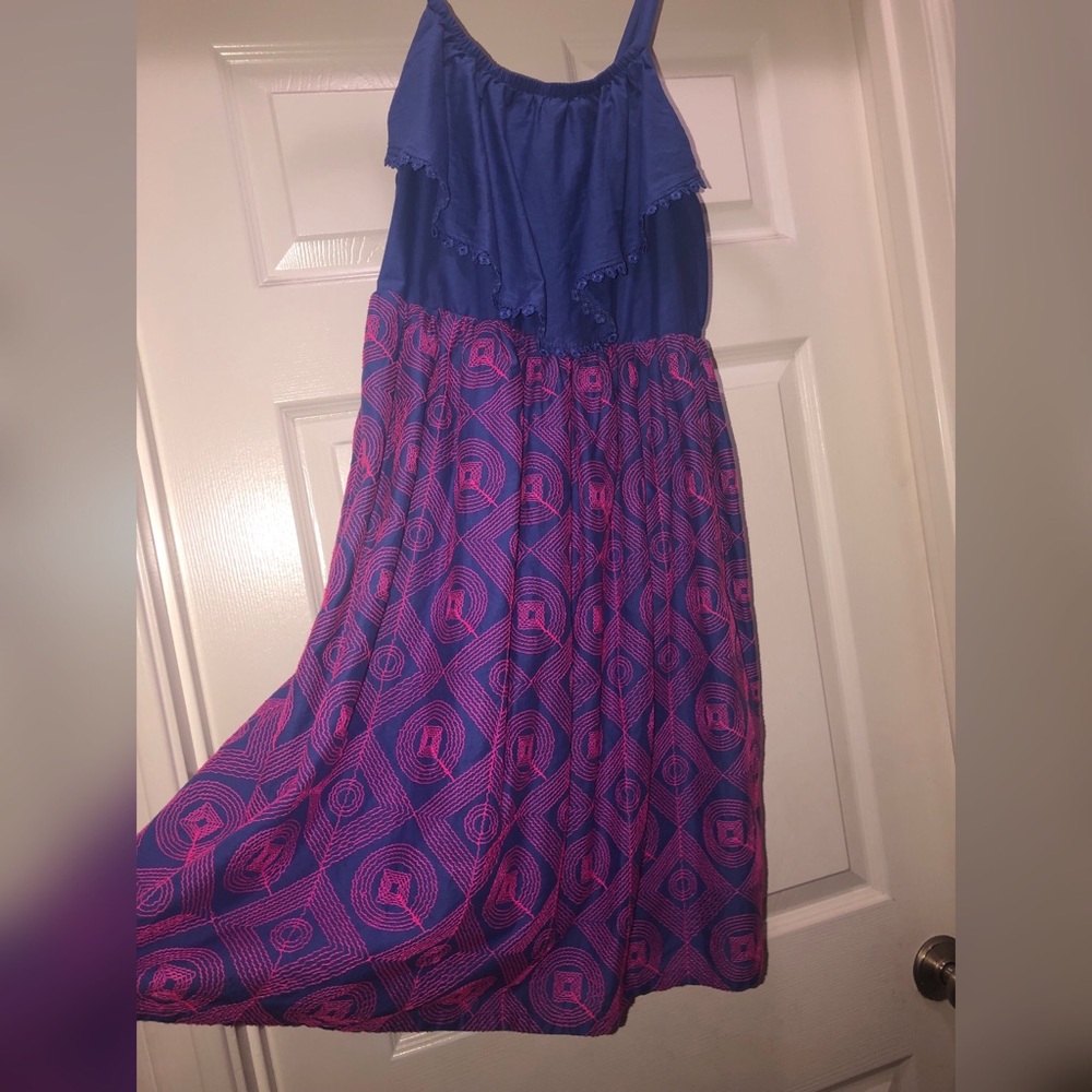 Girls dress size 14/16.